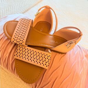 Annie Beige Patterned Sole